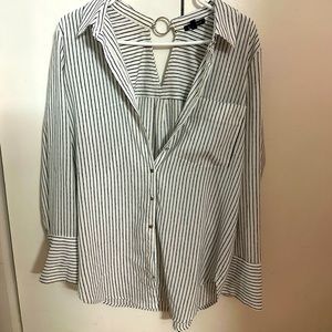 White and black Chemis